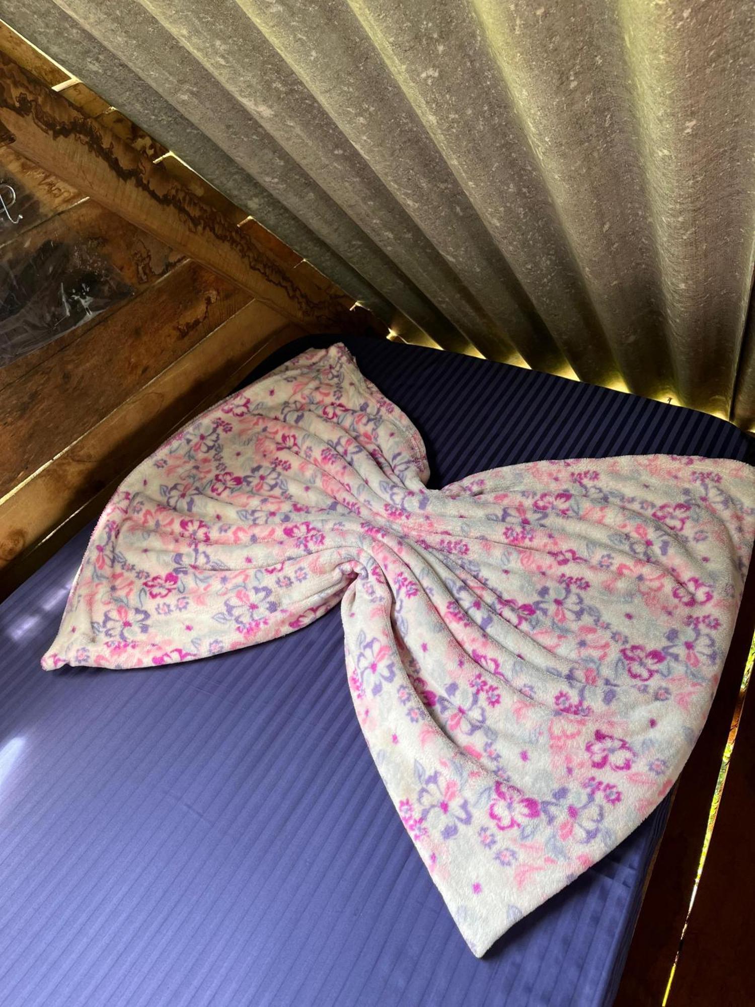 Backpackers Hostel Ела Екстериор снимка