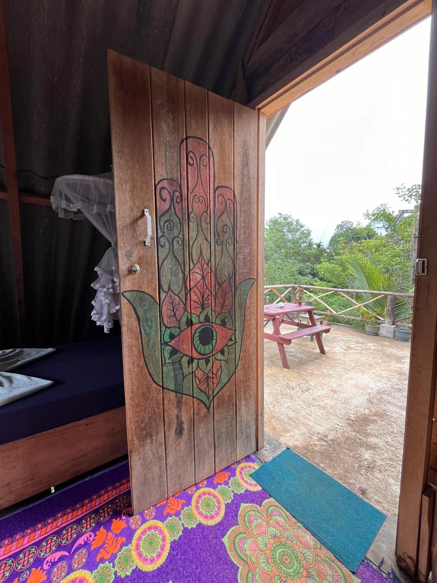 Backpackers Hostel Ела Екстериор снимка